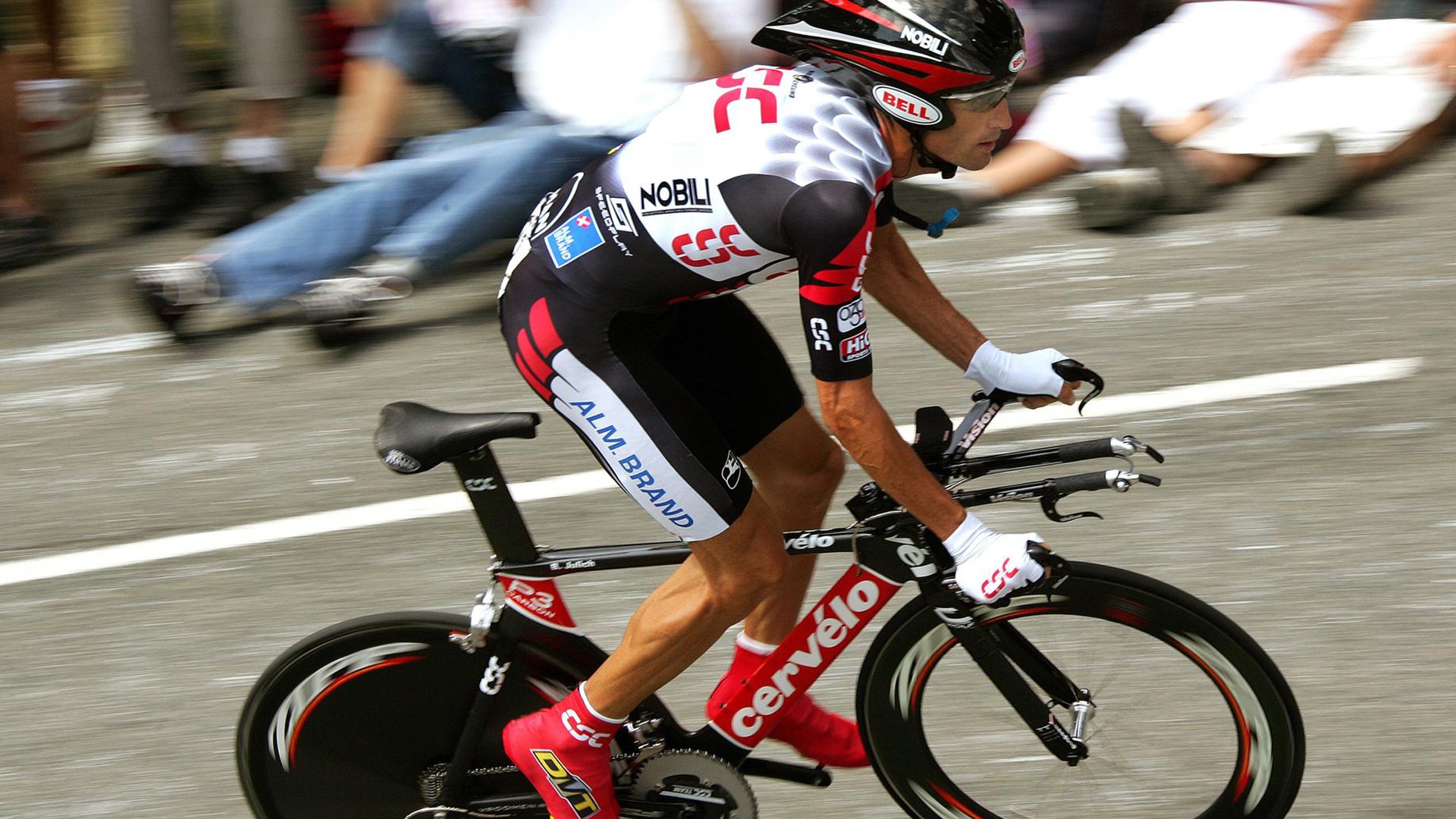 亚冠联赛激战正酣 中超豪门展现强劲竞争力